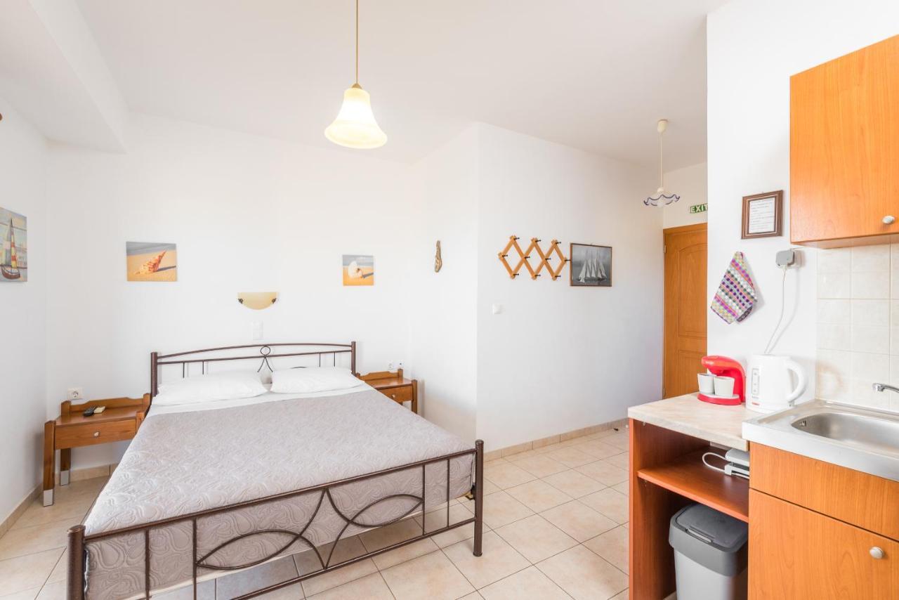 Faros Apartments Xerokampos  Eksteriør billede